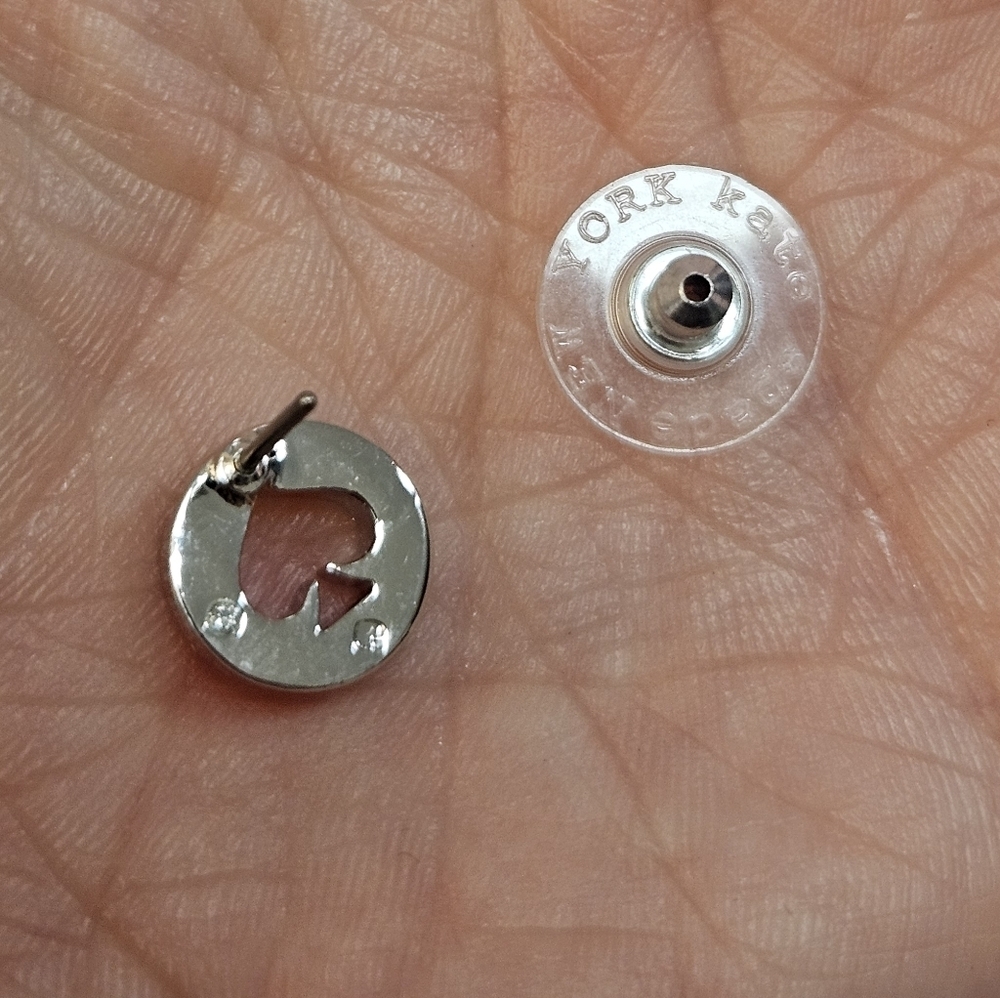 NWT Kate Spade ♠️ Silver 'Spot The Spade' Stud Earrings - Picture 4 of 5